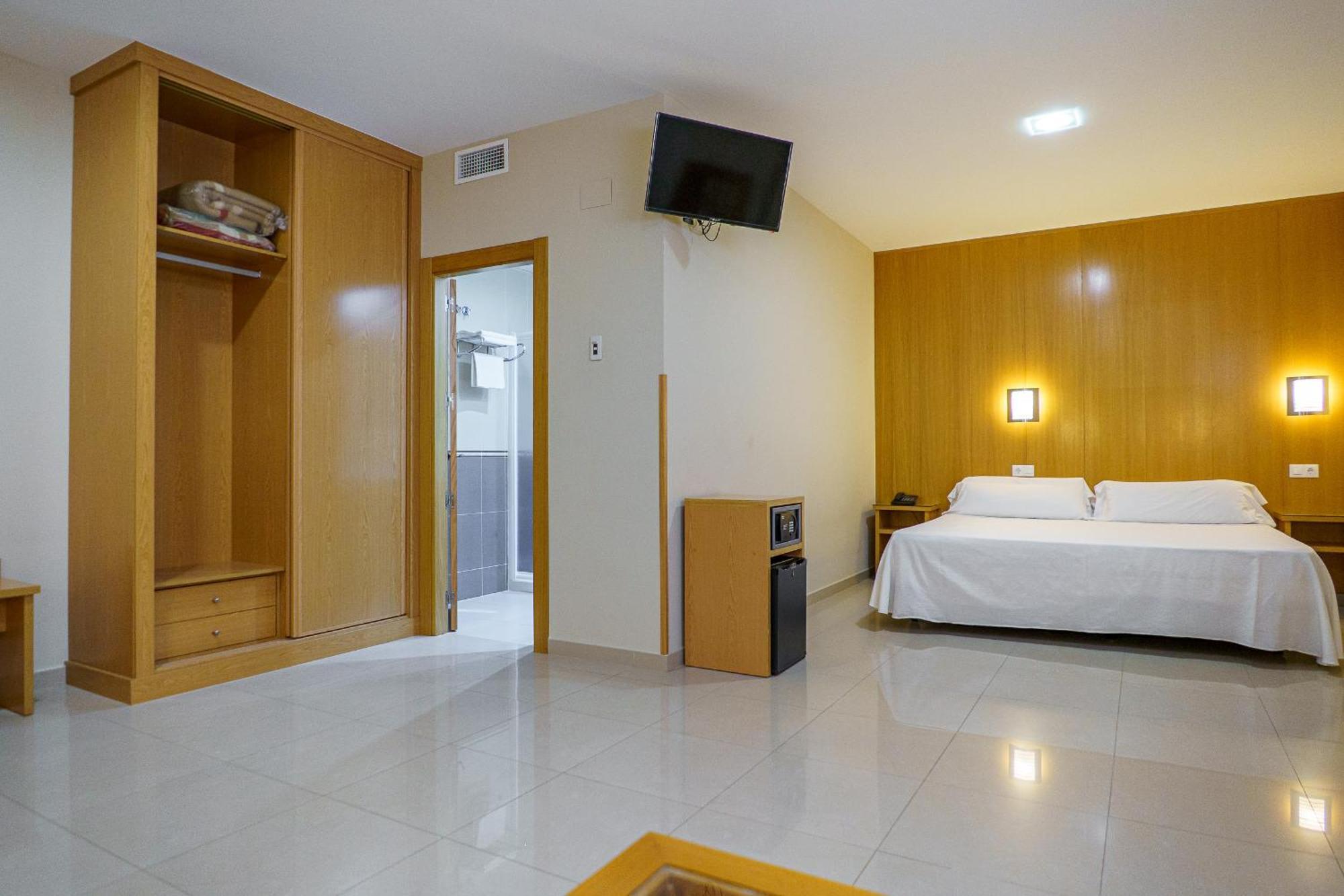 Hostal Acueducto Los Milagros Μέριδα Εξωτερικό φωτογραφία