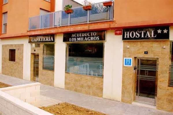 Hostal Acueducto Los Milagros Μέριδα Εξωτερικό φωτογραφία